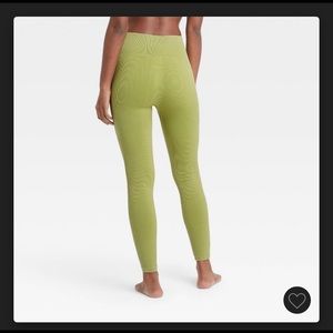NWT Joylab High Rise 7/8 Seamless Leggings